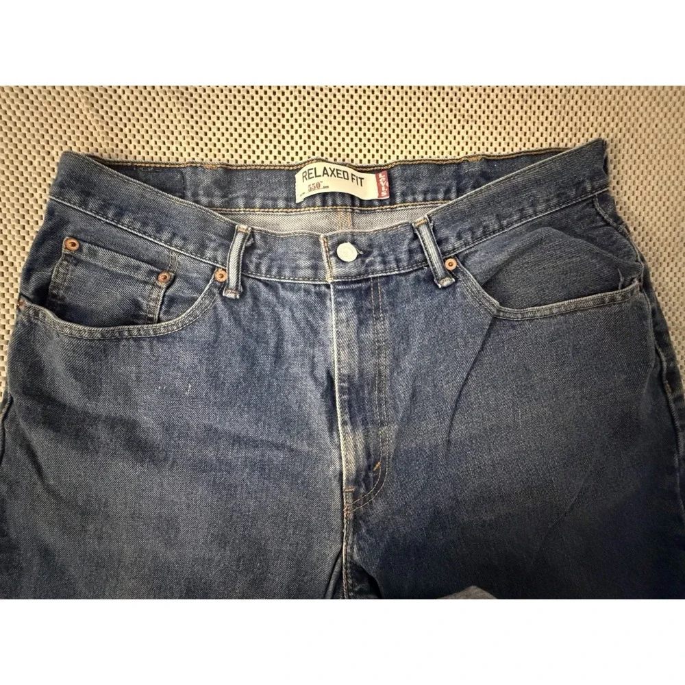 VTG Levis 550 Jeans Men‎ Sz 38 (34x32 Actual Measurements) Relaxed Fit Y2K 2010
